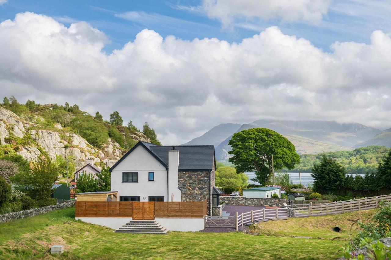 קרנארפון Arlyn, Padarn Lake Viewpoint In Snowdonia מראה חיצוני תמונה